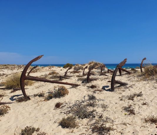 Barril beach and the anchor cemetery