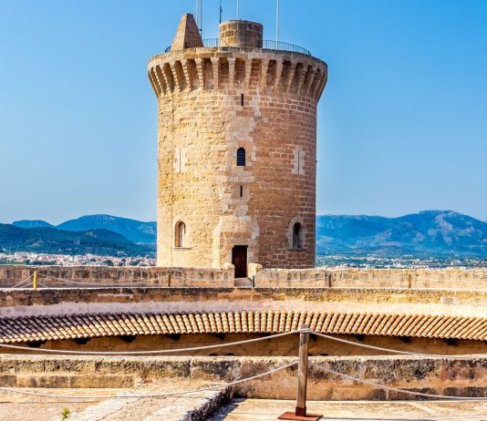 5 secrets of the unique Bellver Castle in Palma