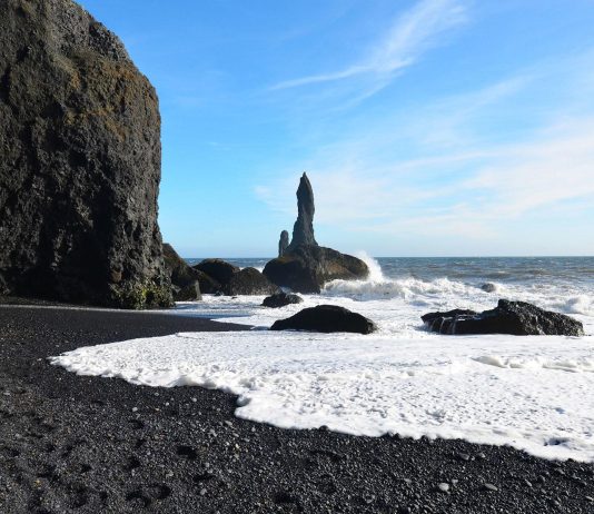 The 10 most impressive black sand beaches in Spain