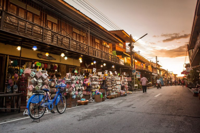 Dusk in Chiang Khan.