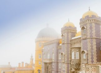 Fairytale Castles and Palaces that we would all like to conquer