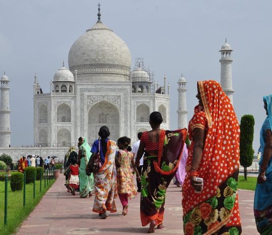 How to get a visa to travel to India