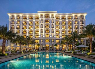 Five luxury hotels converted into temporary hospitals