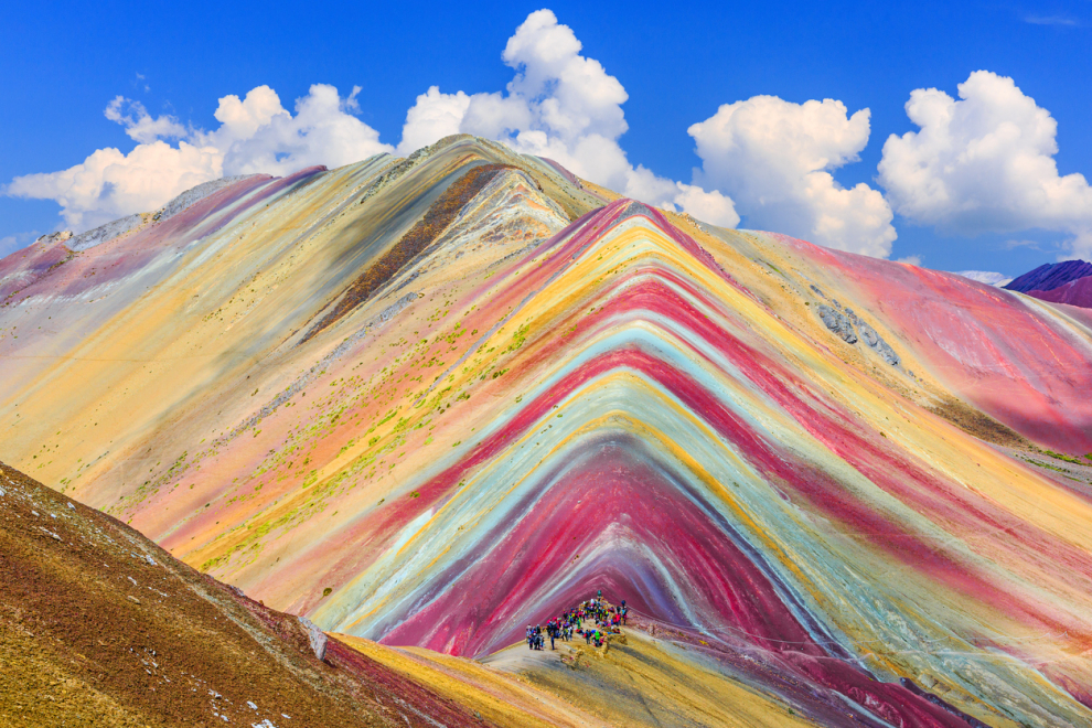 The region around the Inca city of Machu Picchu, the cities of Cuzco and Lima and the Amazon cruises are some of the great attractions of the South American country.  In the Andean places, those people who are sensitive to altitude sickness should exercise extreme caution.  In recent years, its gastronomy has gained weight and world fame.