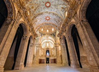 Simat de la Valldigna, the town with incredible hiking trails that has a 13th century monastery