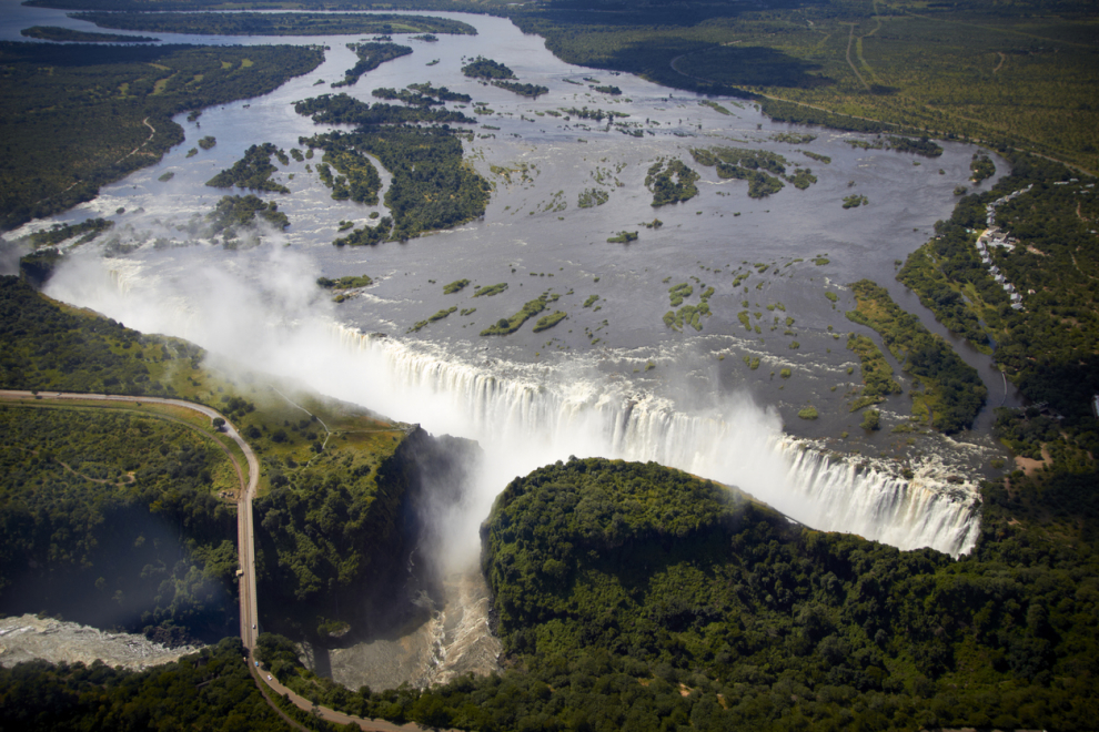 Navigating the Zambezi River to Victoria Falls, following in the footsteps of explorer David Livingstone, is a unique travel experience on the border between these two countries.  You can fly over the great waterfall in a helicopter or, more authentically, in an ultralight.  September marks the end of the rainy season, when the waterfall contains a greater flow of water.