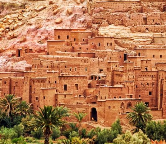 Ait-Benhaddú, the Moroccan kasbah of adventures