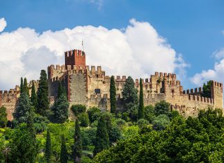 Curiel, sleep in a castle in Valladolid