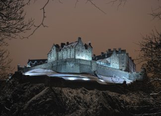 The mysterious hostel built on a castle: a ghost haunts room 401