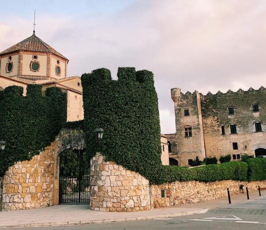 Route by car through the medieval castles of the Costa Daurada