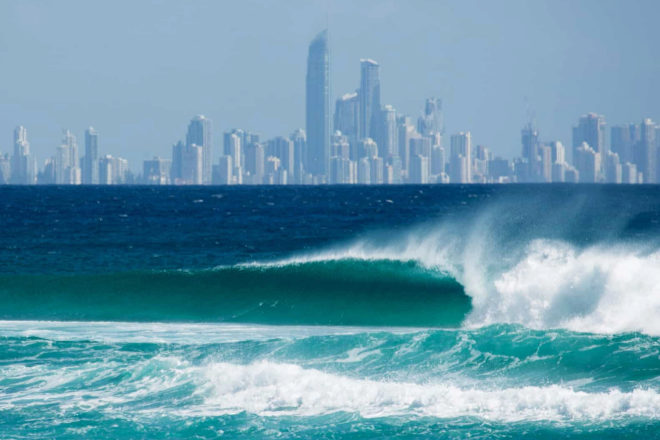Australia is the country of surfing par excellence.  Gold Coast is known for being the meeting place for the majority of surfers in the Queensland area.