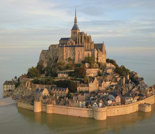 The 5 largest castles in the world