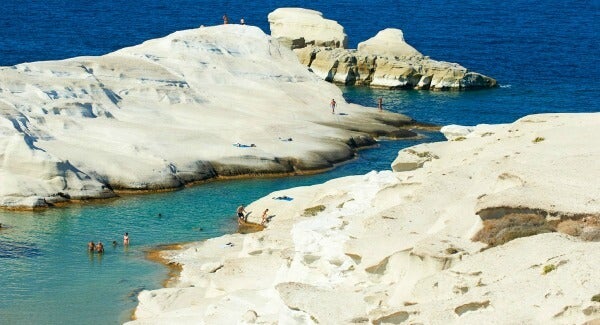 Sarakiniko Beach, Greece - eDreams blog