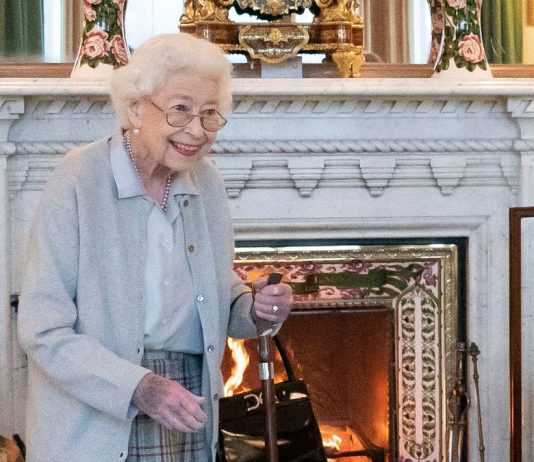 Sleeping like a (British) queen is now possible: Elizabeth II rents a Sandringham house on Airbnb