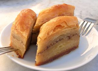 Typical Turkish Food: 20 Best Turkish Dishes